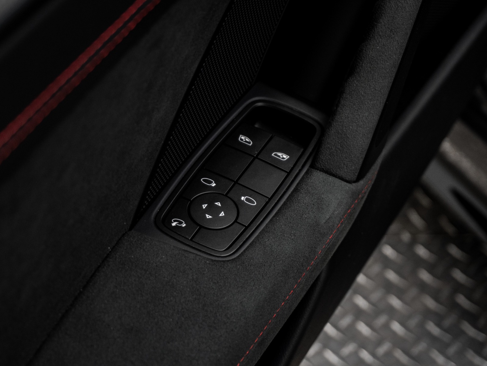 2023 Porsche 911 Carrera 4 GTS Coupe — photo 28