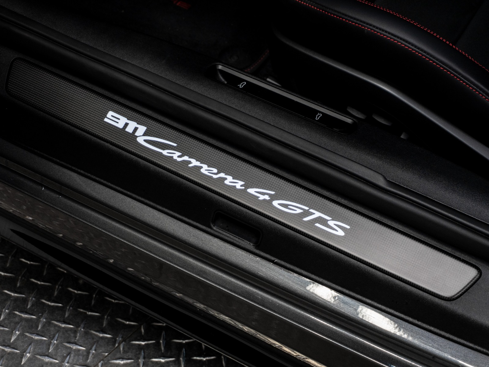 2023 Porsche 911 Carrera 4 GTS Coupe — photo 30