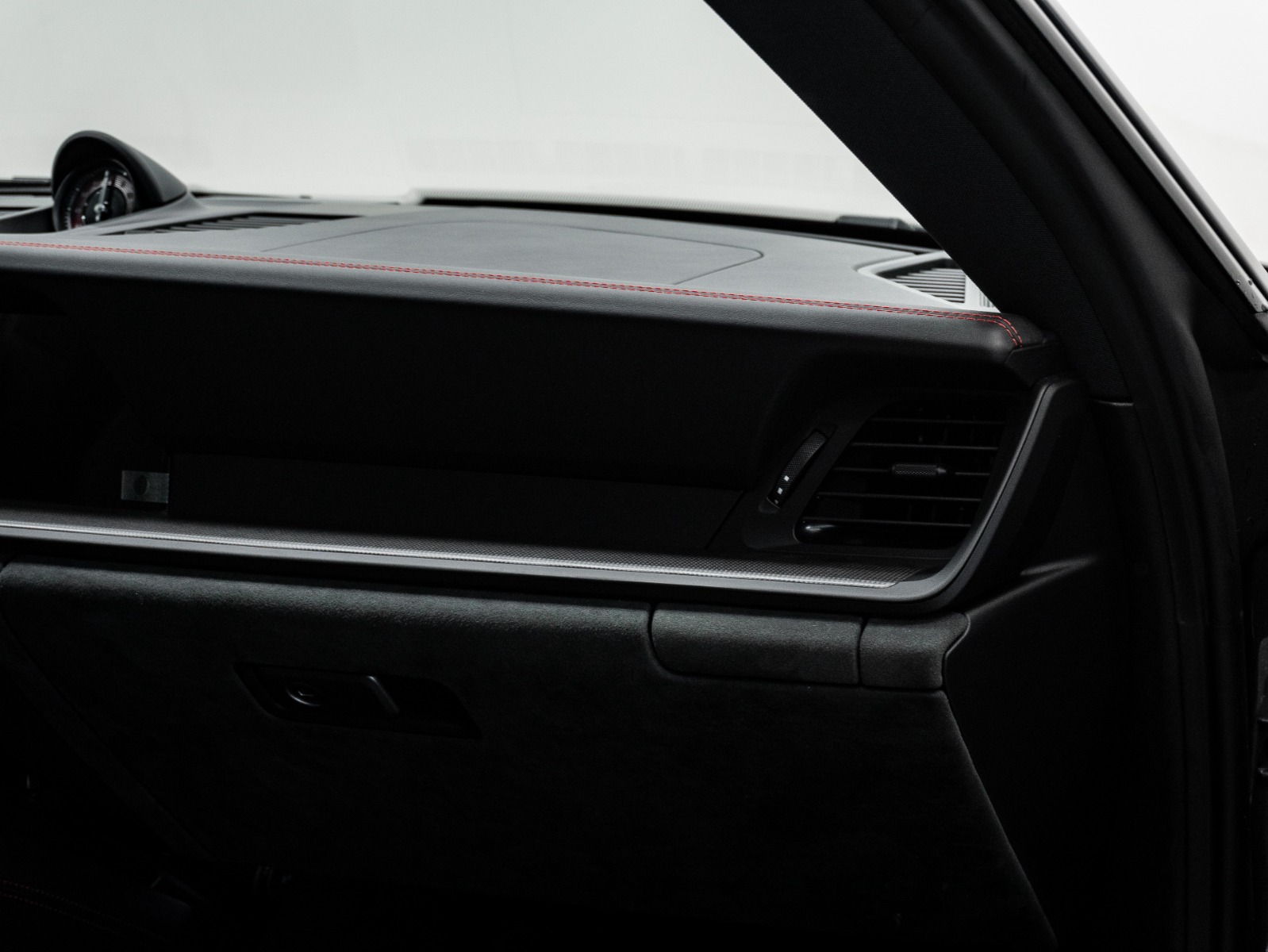 2023 Porsche 911 Carrera 4 GTS Coupe — photo 33