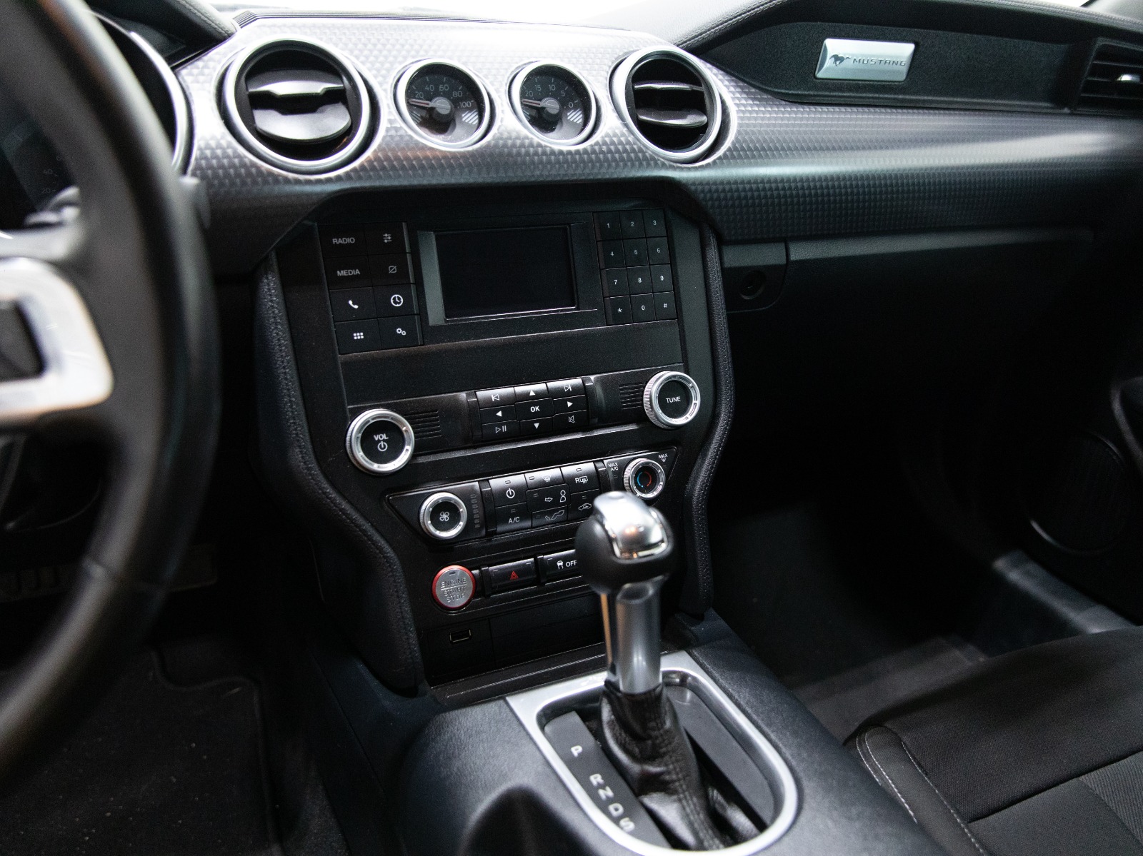 2021 Ford Mustang GT Fastback — photo 24