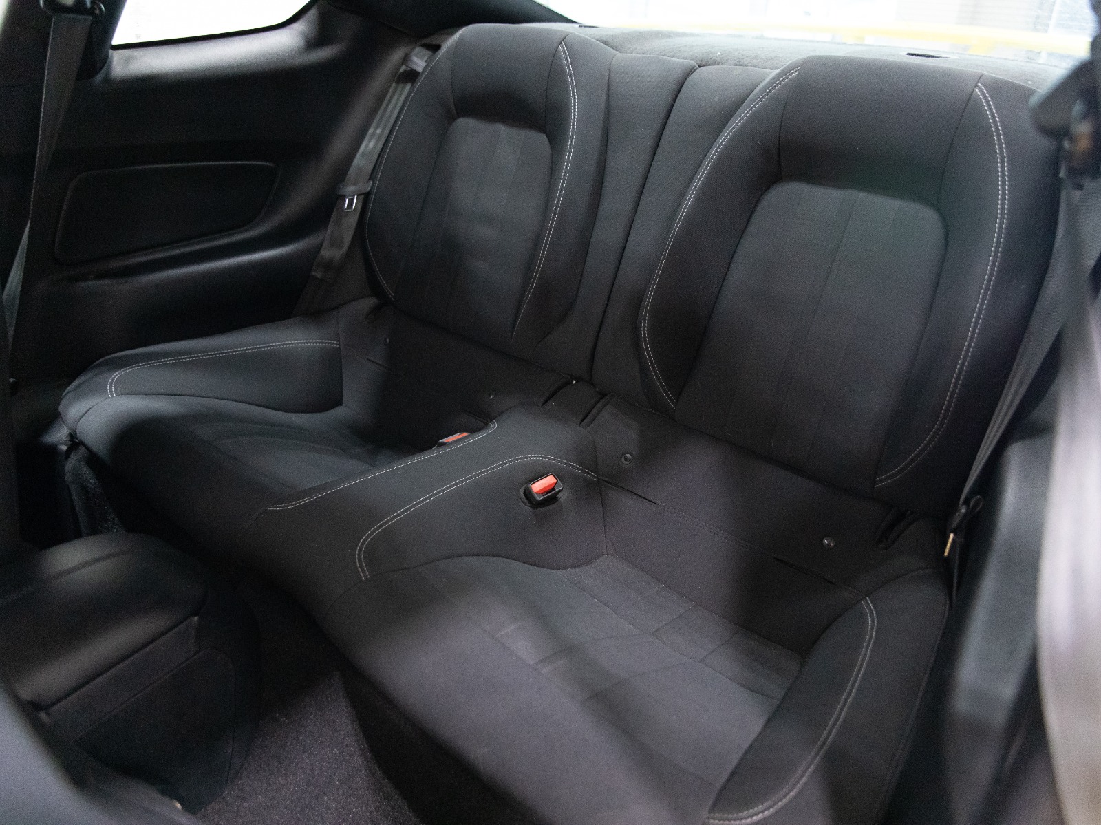2021 Ford Mustang GT Fastback — photo 31