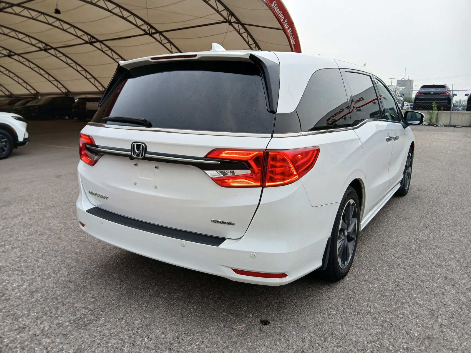 2024 Honda Odyssey Touring Auto — photo 6