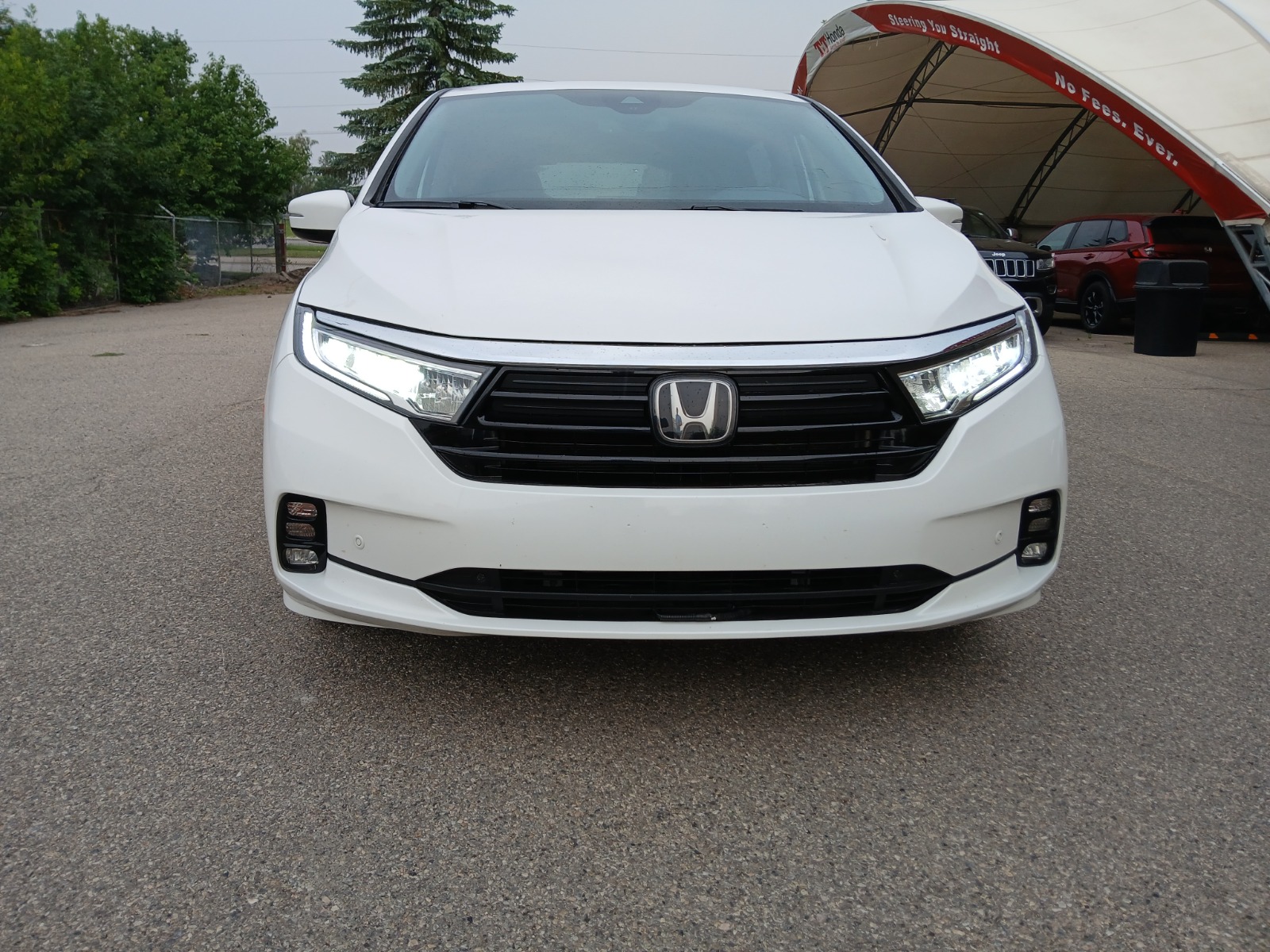 2024 Honda Odyssey Touring Auto — photo 9