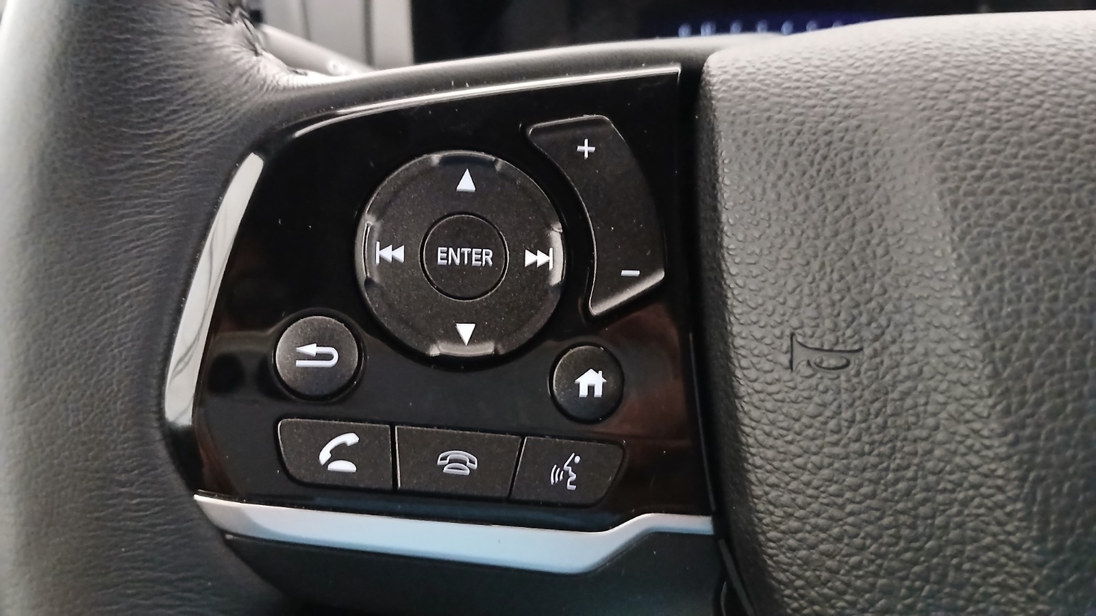 2024 Honda Odyssey Touring Auto — photo 12