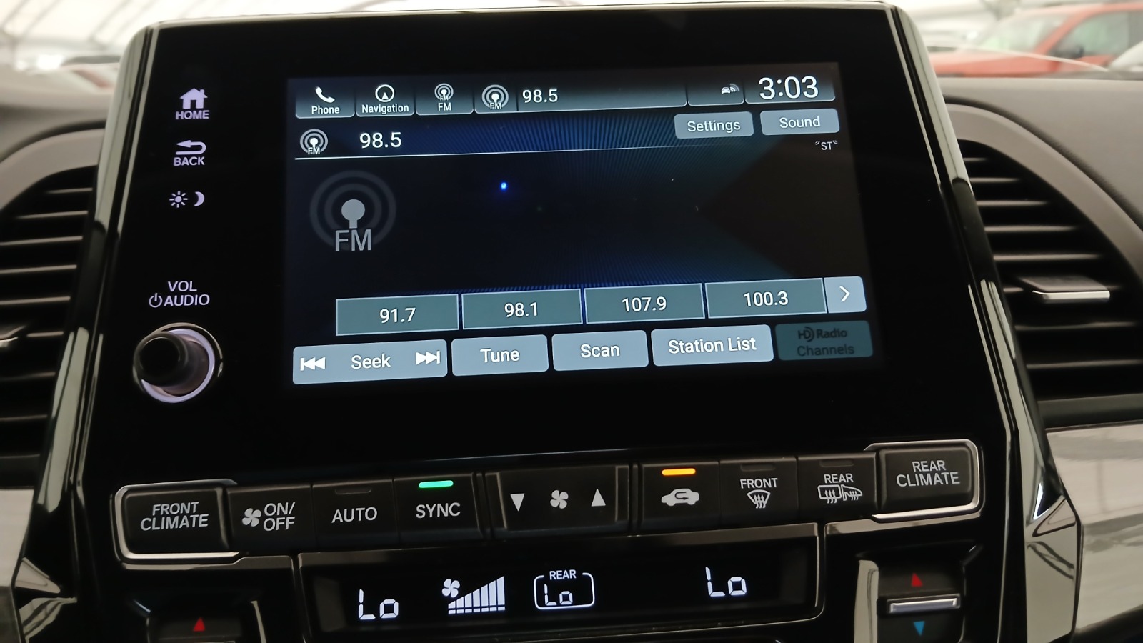 2024 Honda Odyssey Touring Auto — photo 14