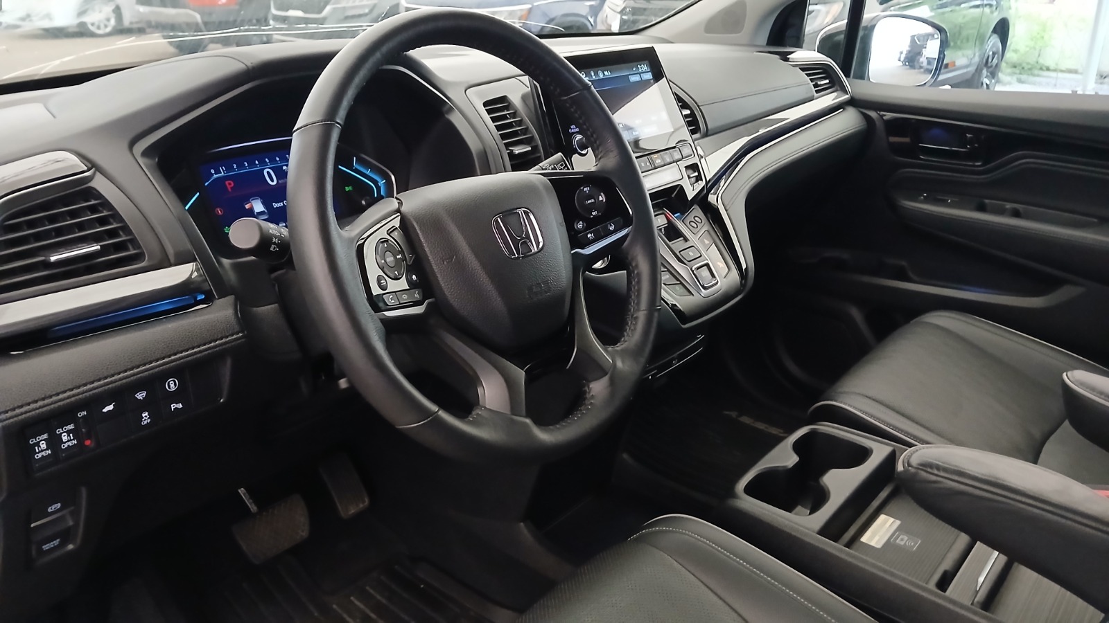 2024 Honda Odyssey Touring Auto — photo 19