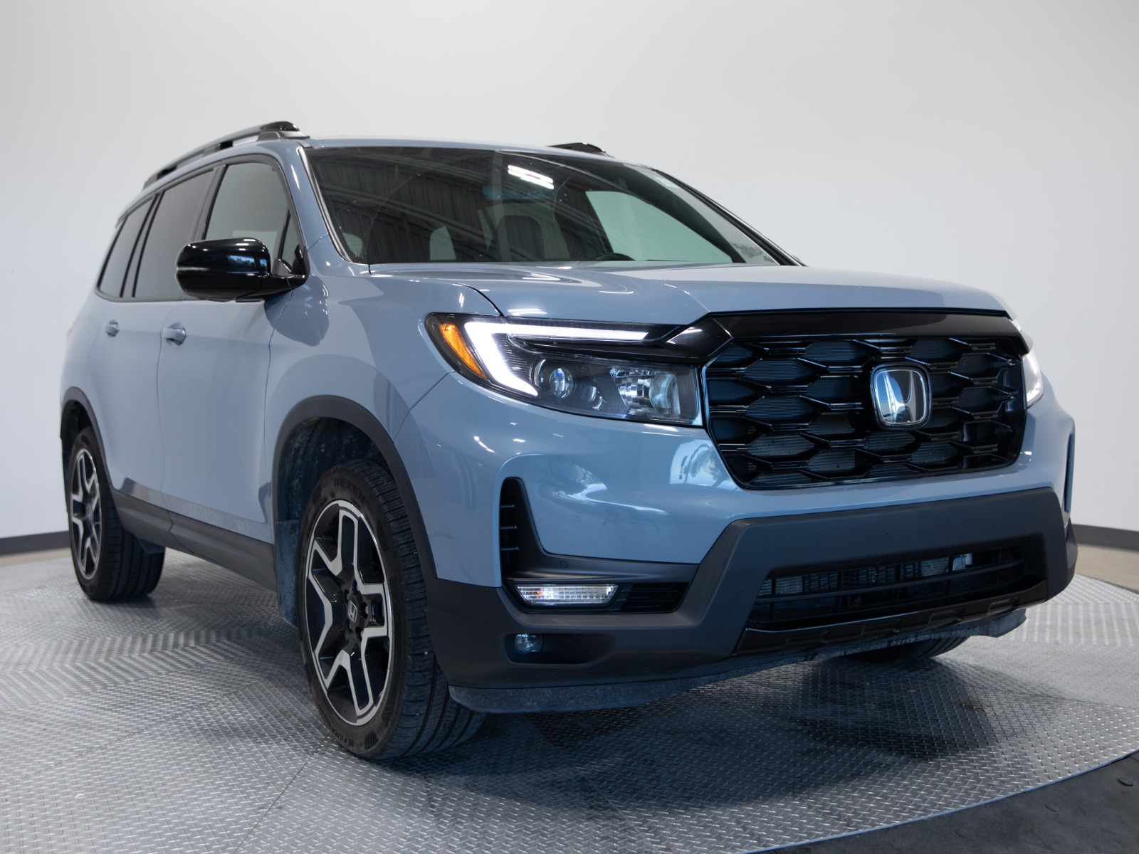 2022 Honda Passport Touring AWD — photo 7