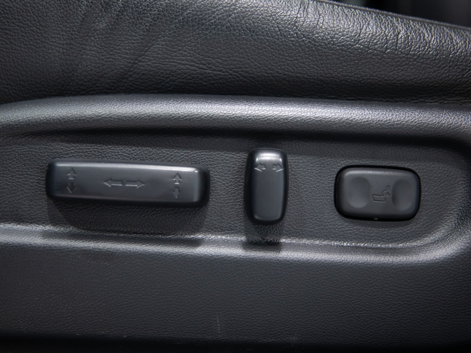 2022 Honda Passport Touring AWD — photo 18