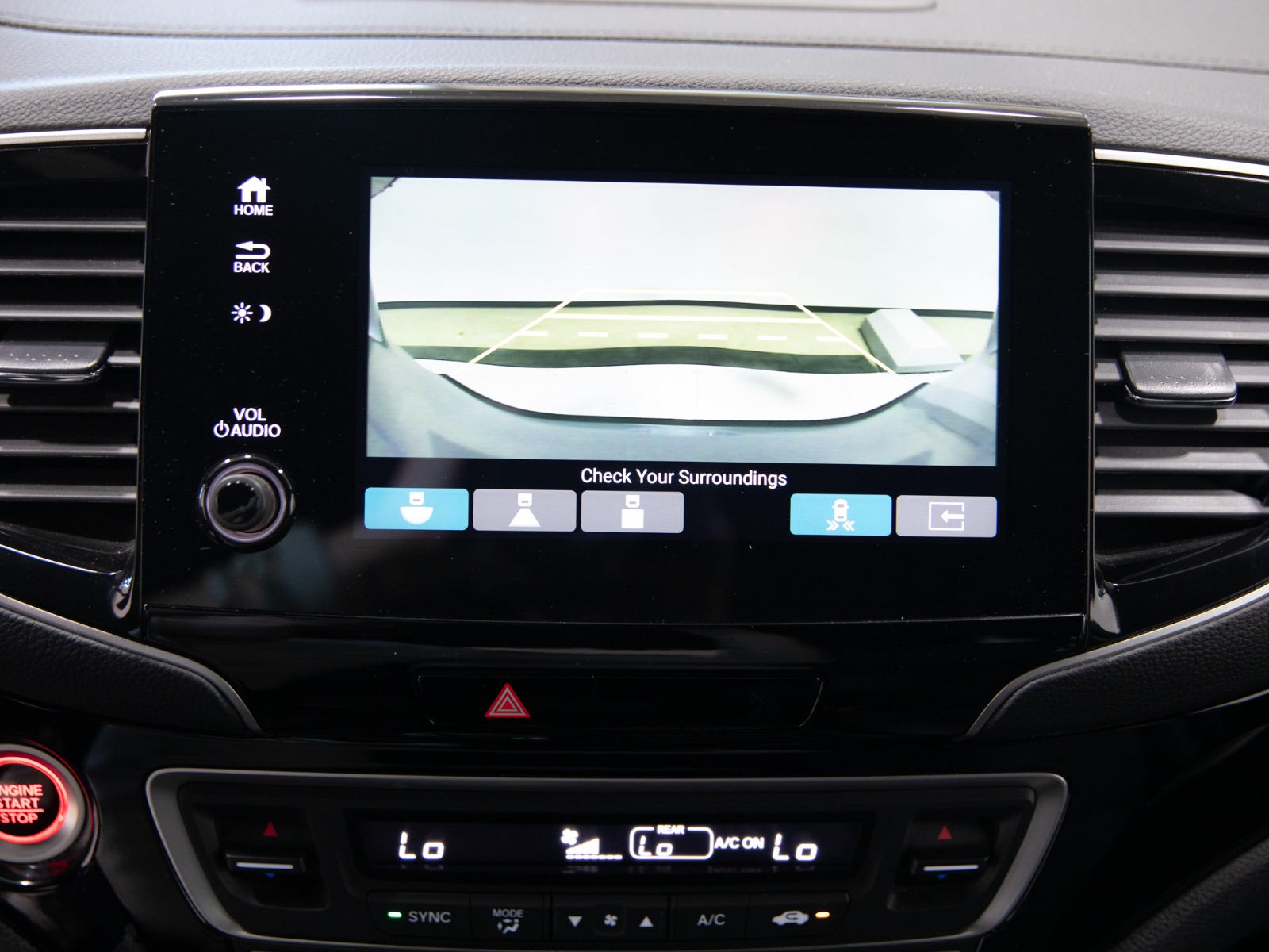 2022 Honda Passport Touring AWD — photo 29