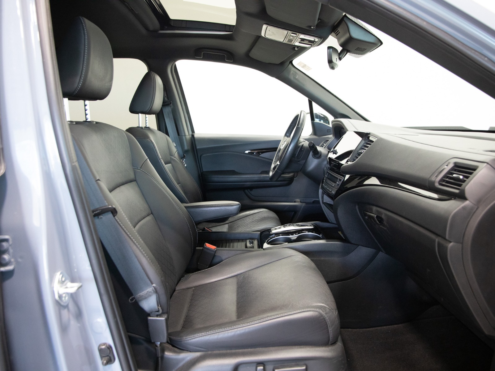 2022 Honda Passport Touring AWD — photo 40