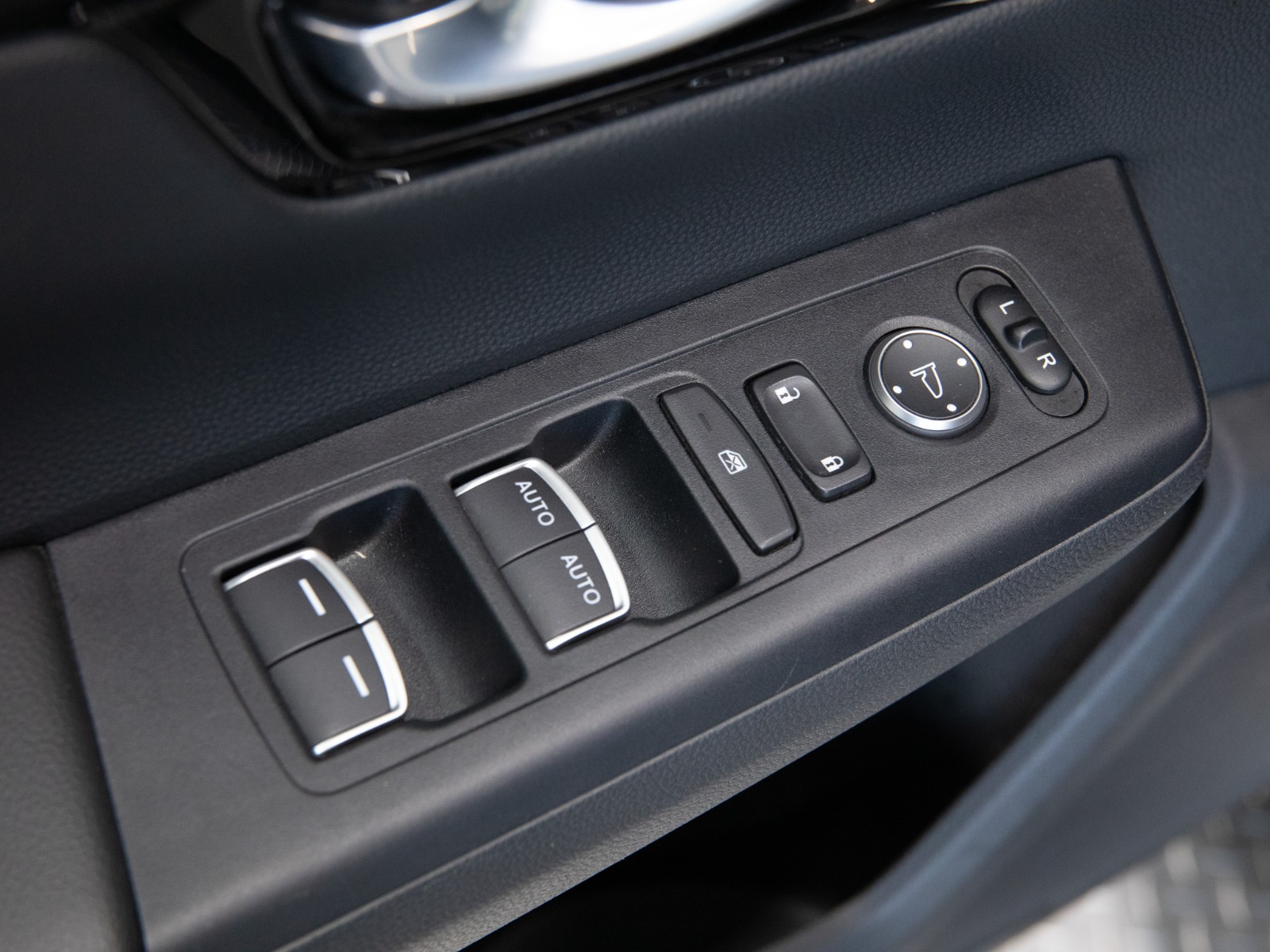 2025 Honda CR-V Sport AWD — photo 19