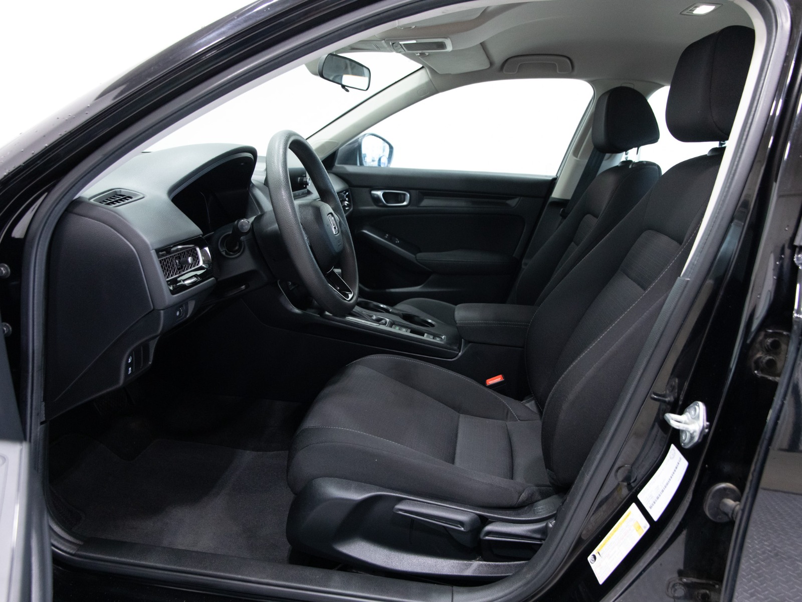 2024 Honda Civic Sedan LX-B CVT — photo 14