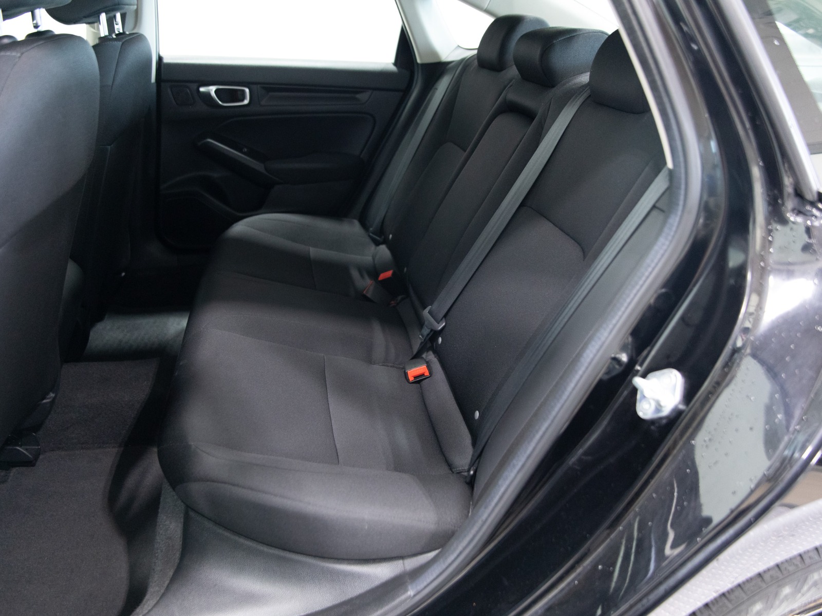 2024 Honda Civic Sedan LX-B CVT — photo 32
