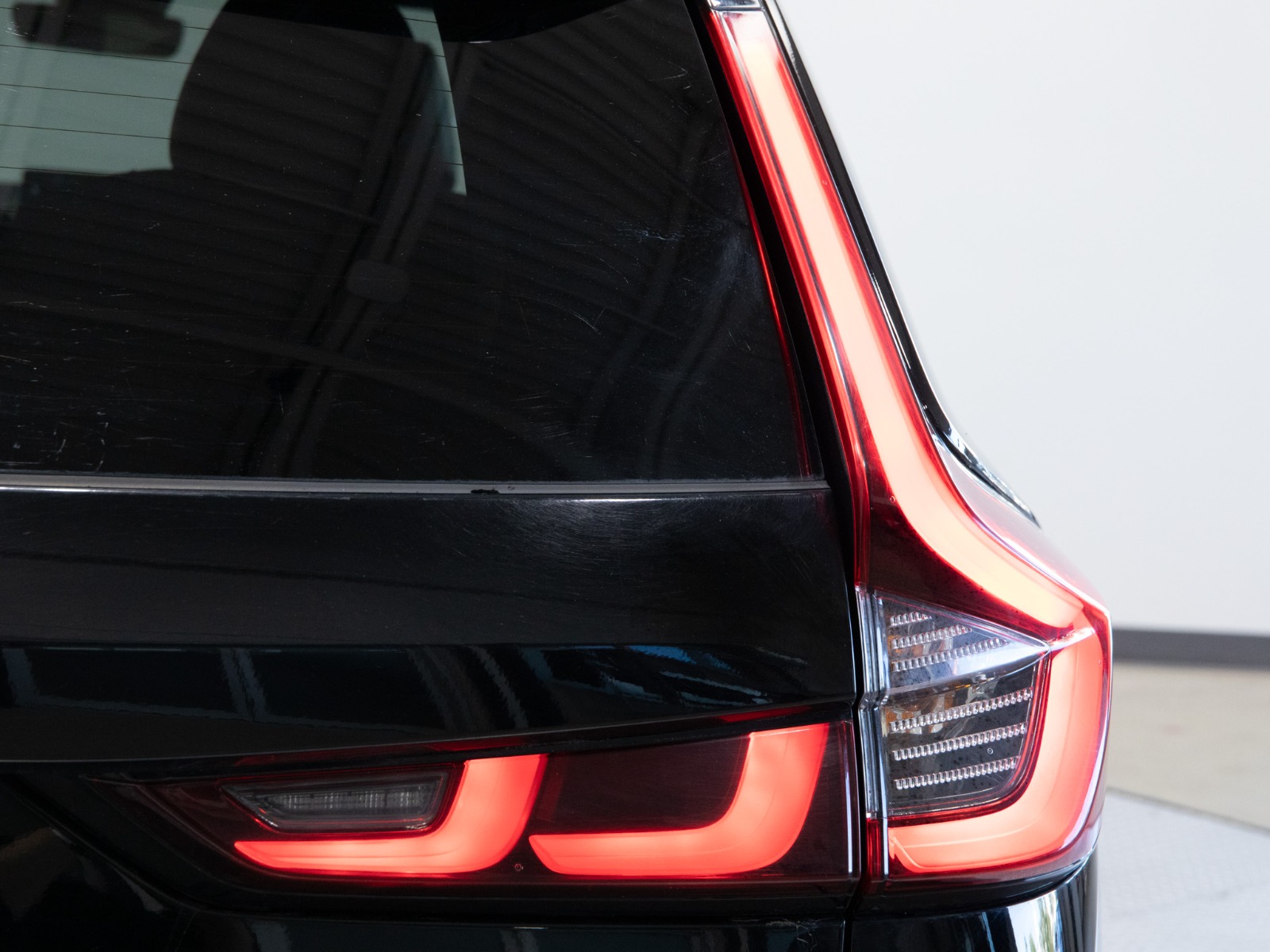 2023 Honda CR-V Hybrid Touring AWD — photo 14
