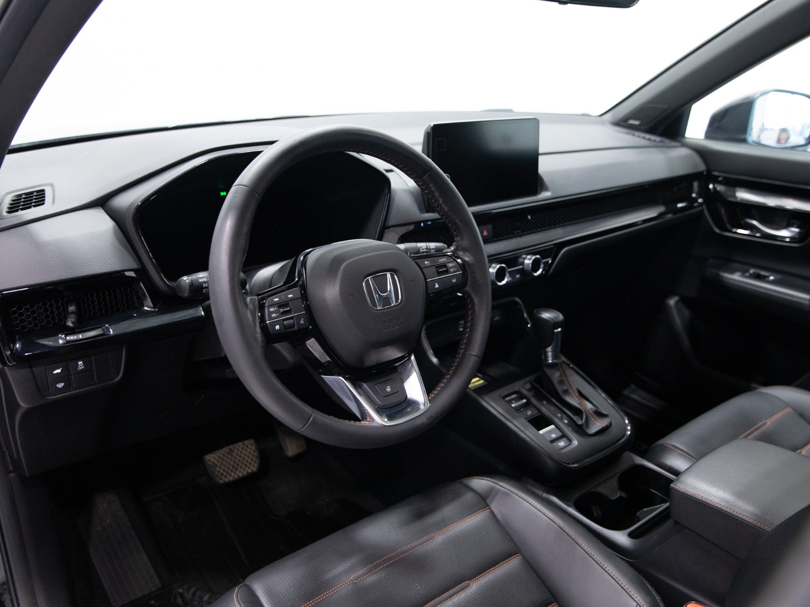2023 Honda CR-V Hybrid Touring AWD — photo 16