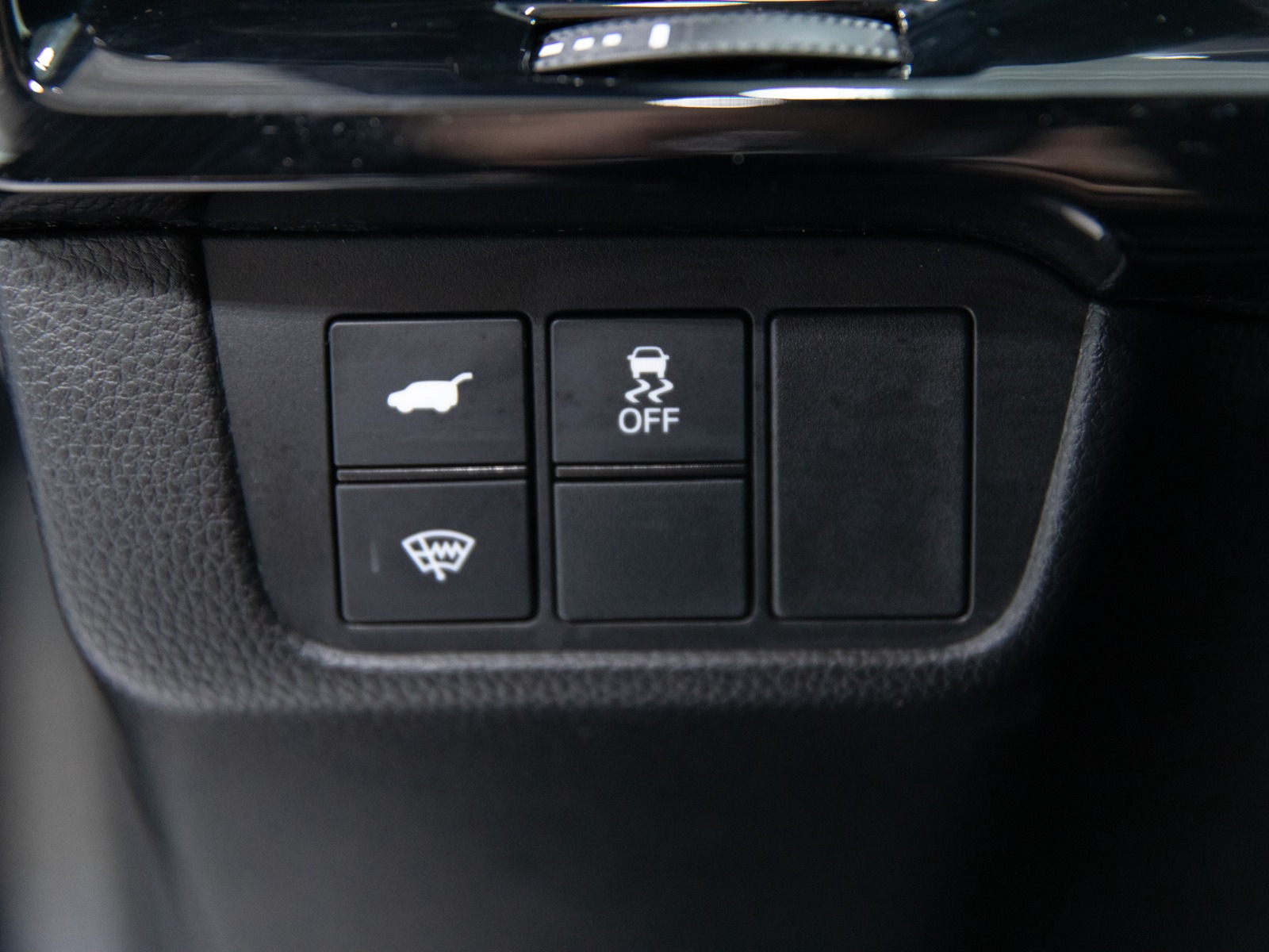2023 Honda CR-V Hybrid Touring AWD — photo 22