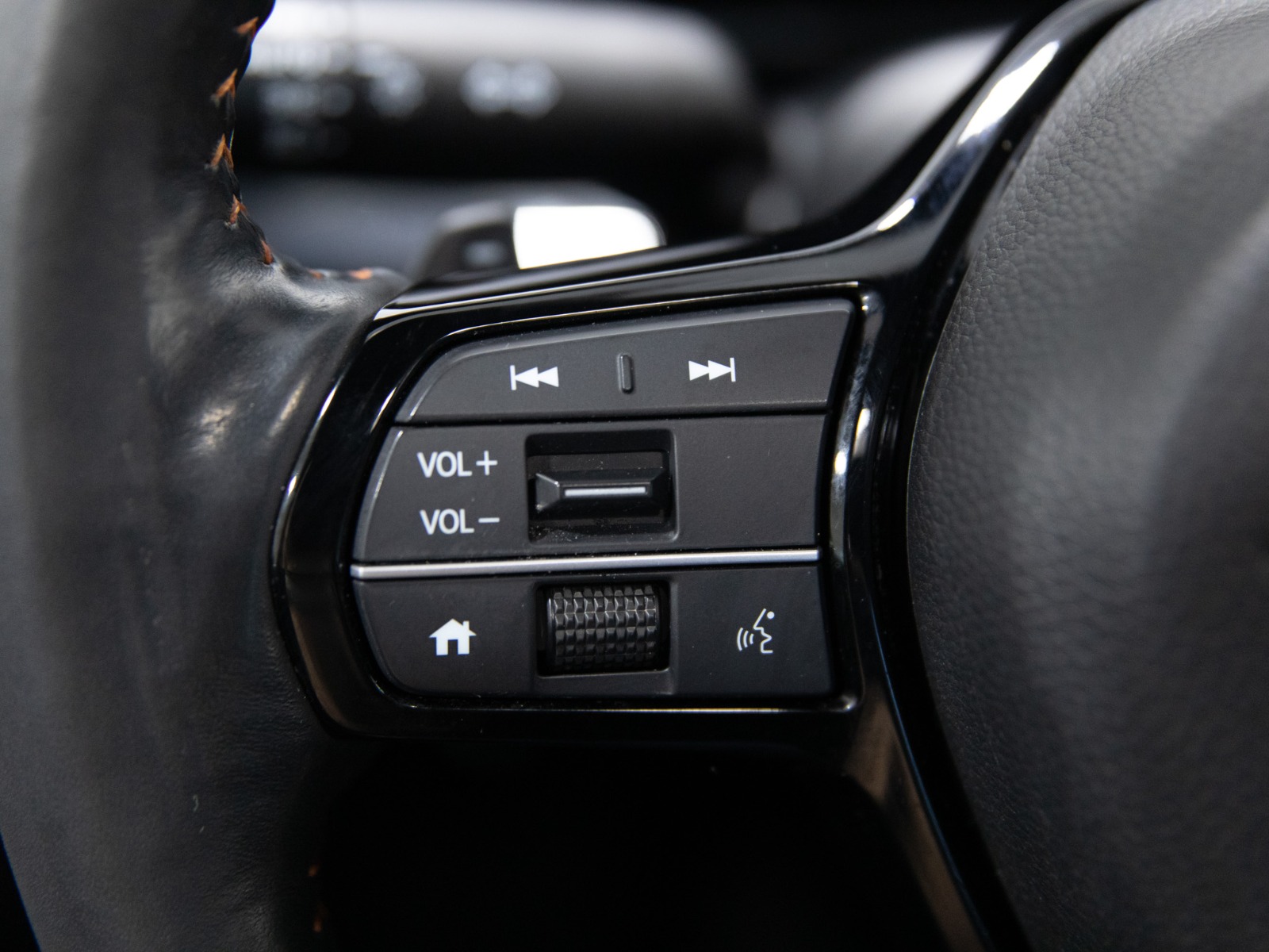 2023 Honda CR-V Hybrid Touring AWD — photo 23