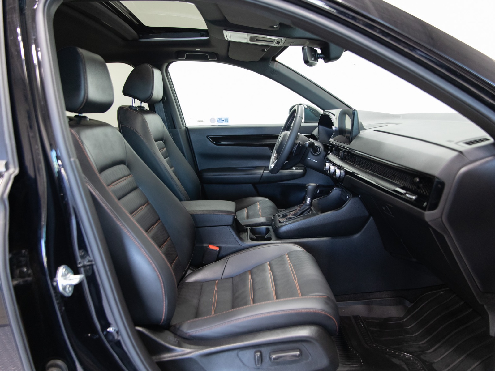 2023 Honda CR-V Hybrid Touring AWD — photo 39