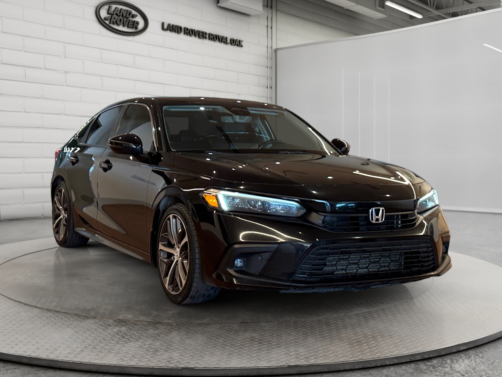 2023 Honda Civic Sedan Touring CVT — photo 3