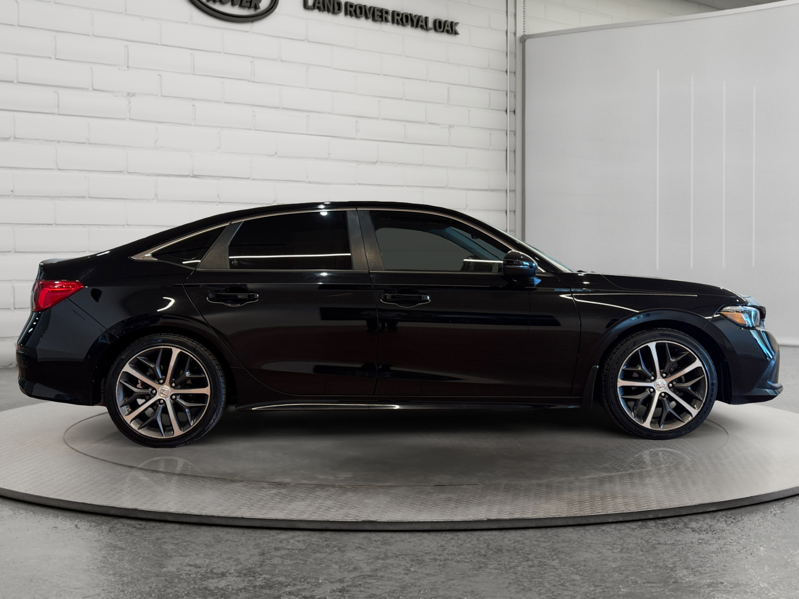 2023 Honda Civic Sedan Touring CVT — photo 4