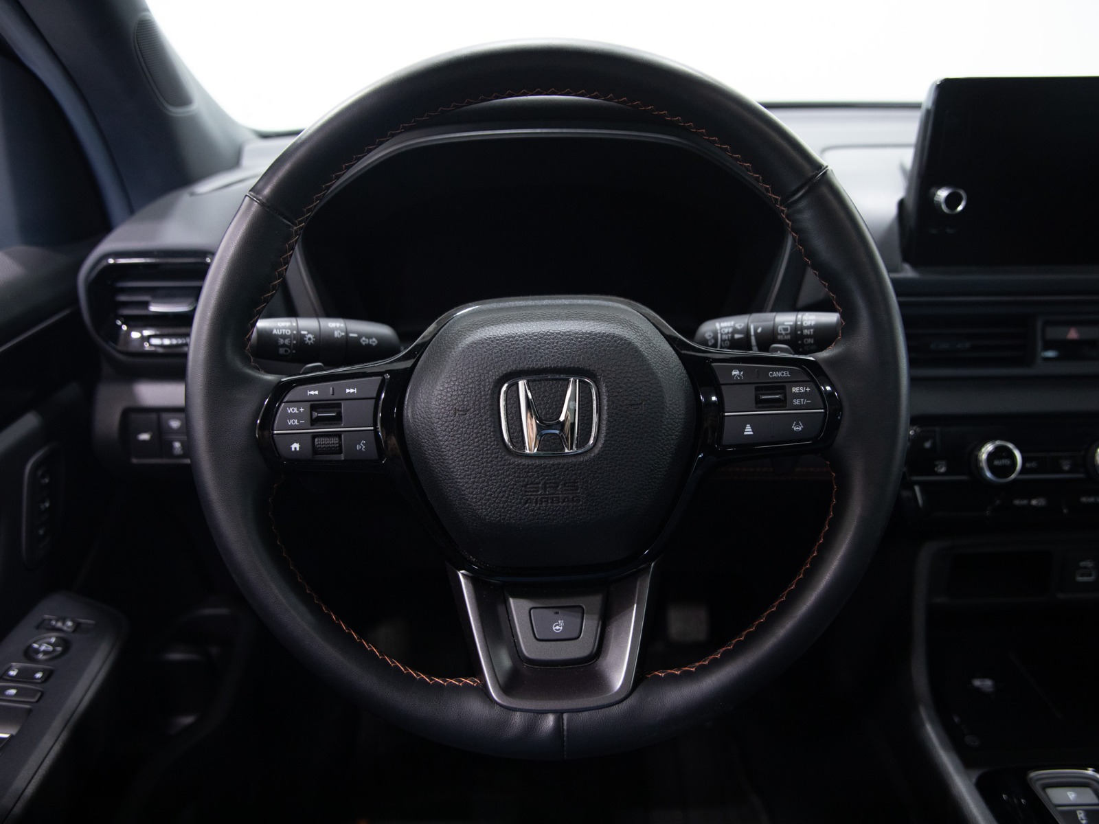 2025 Honda Pilot TrailSport AWD — photo 24
