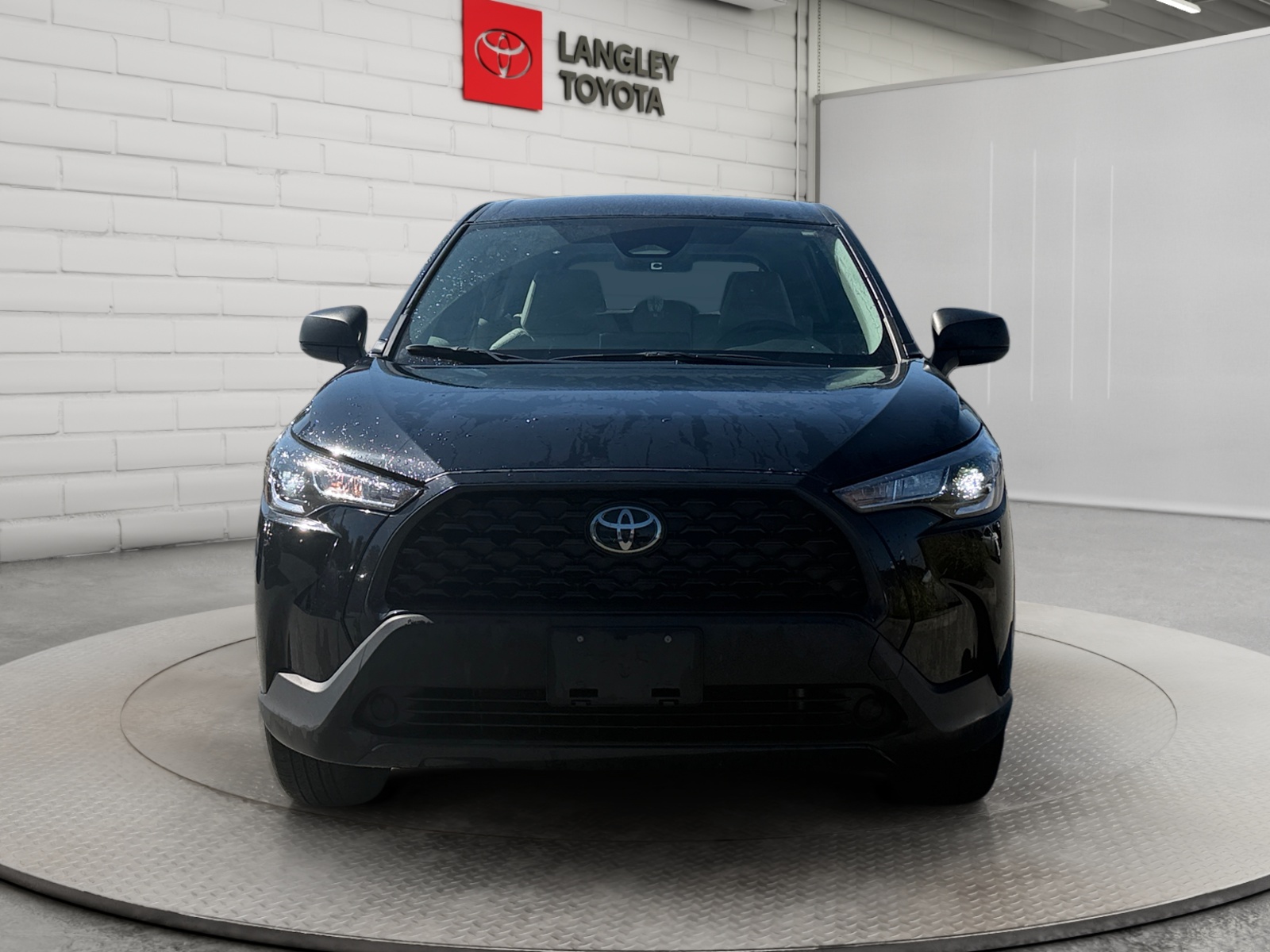 2023 Toyota Corolla Cross L AWD — photo 2