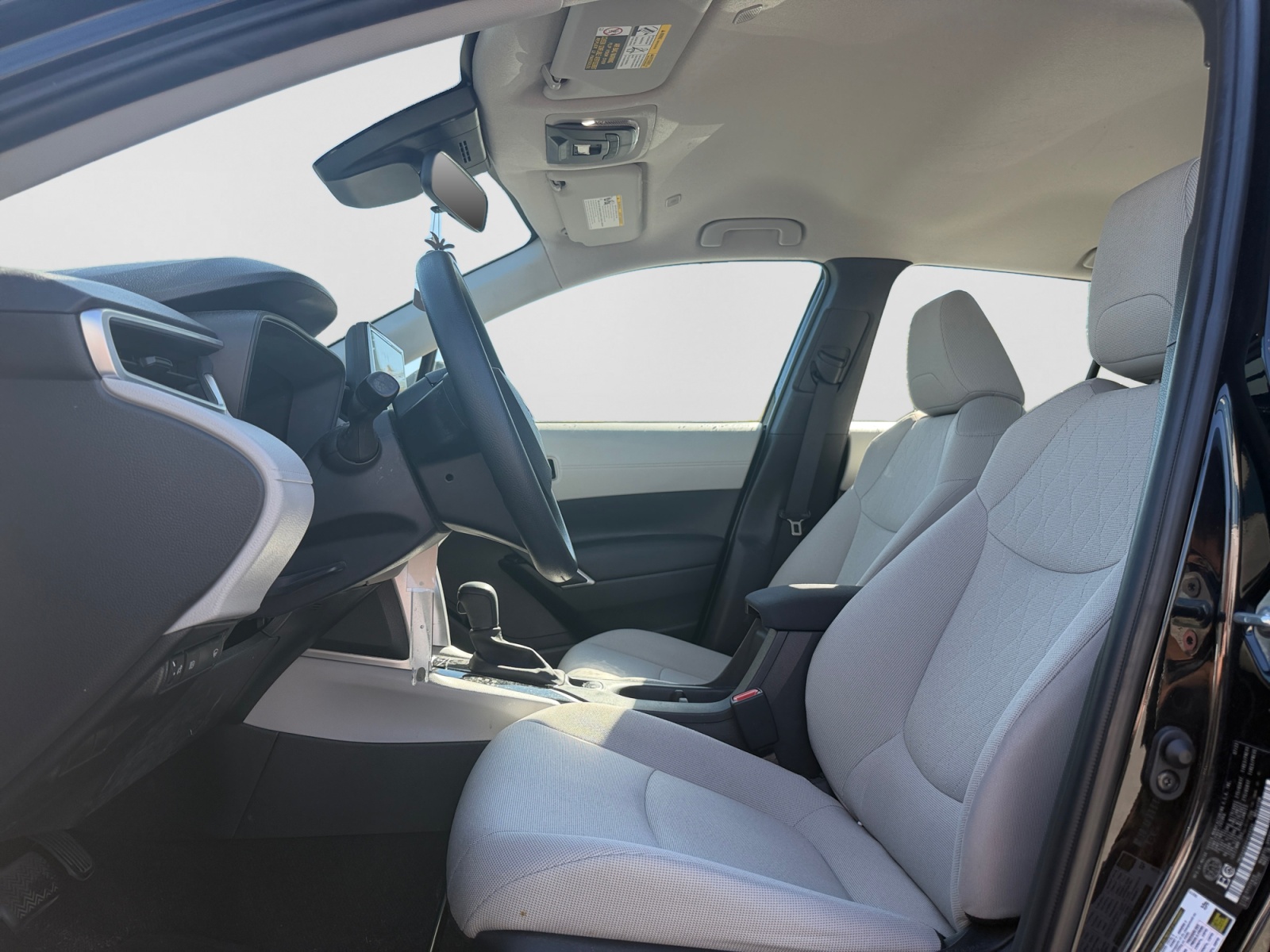 2023 Toyota Corolla Cross L AWD — photo 8