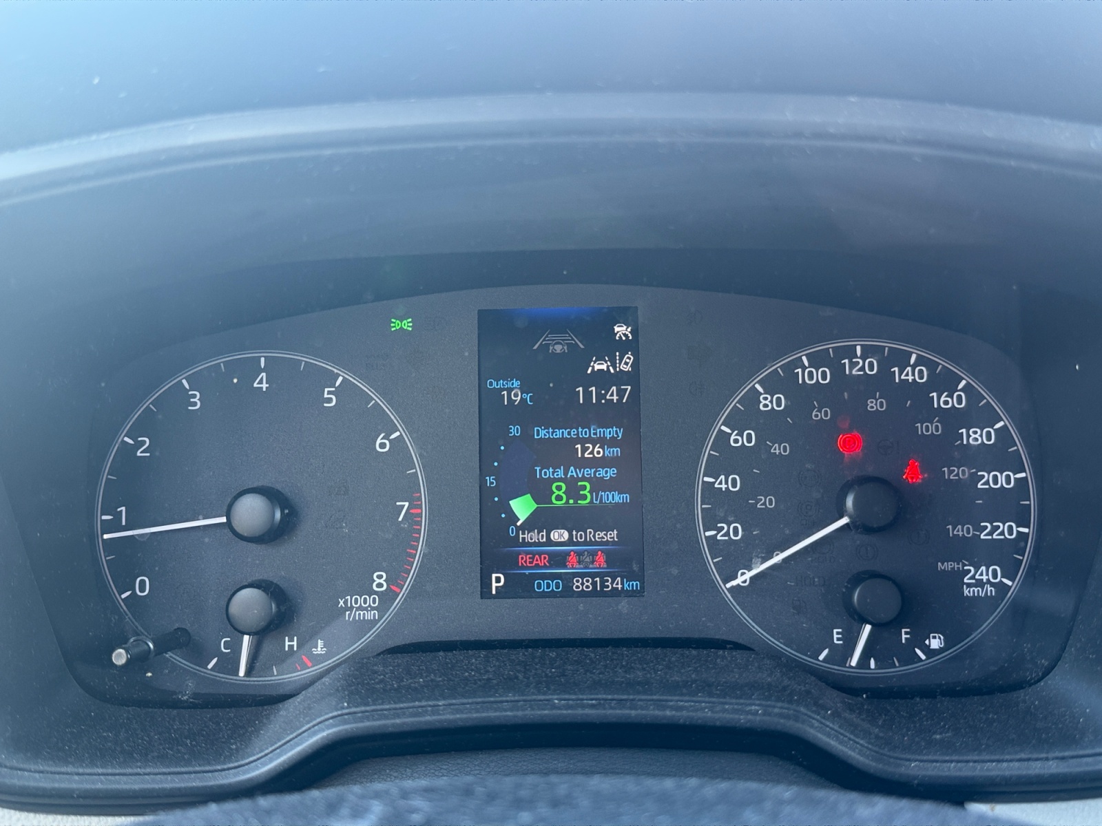 2023 Toyota Corolla Cross L AWD — photo 10