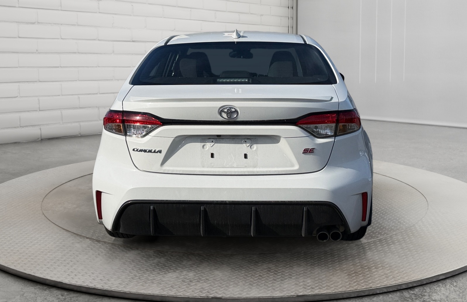 2024 Toyota Corolla Sedan - image 004