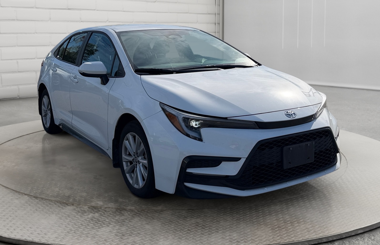 2024 Toyota Corolla Sedan - image 007