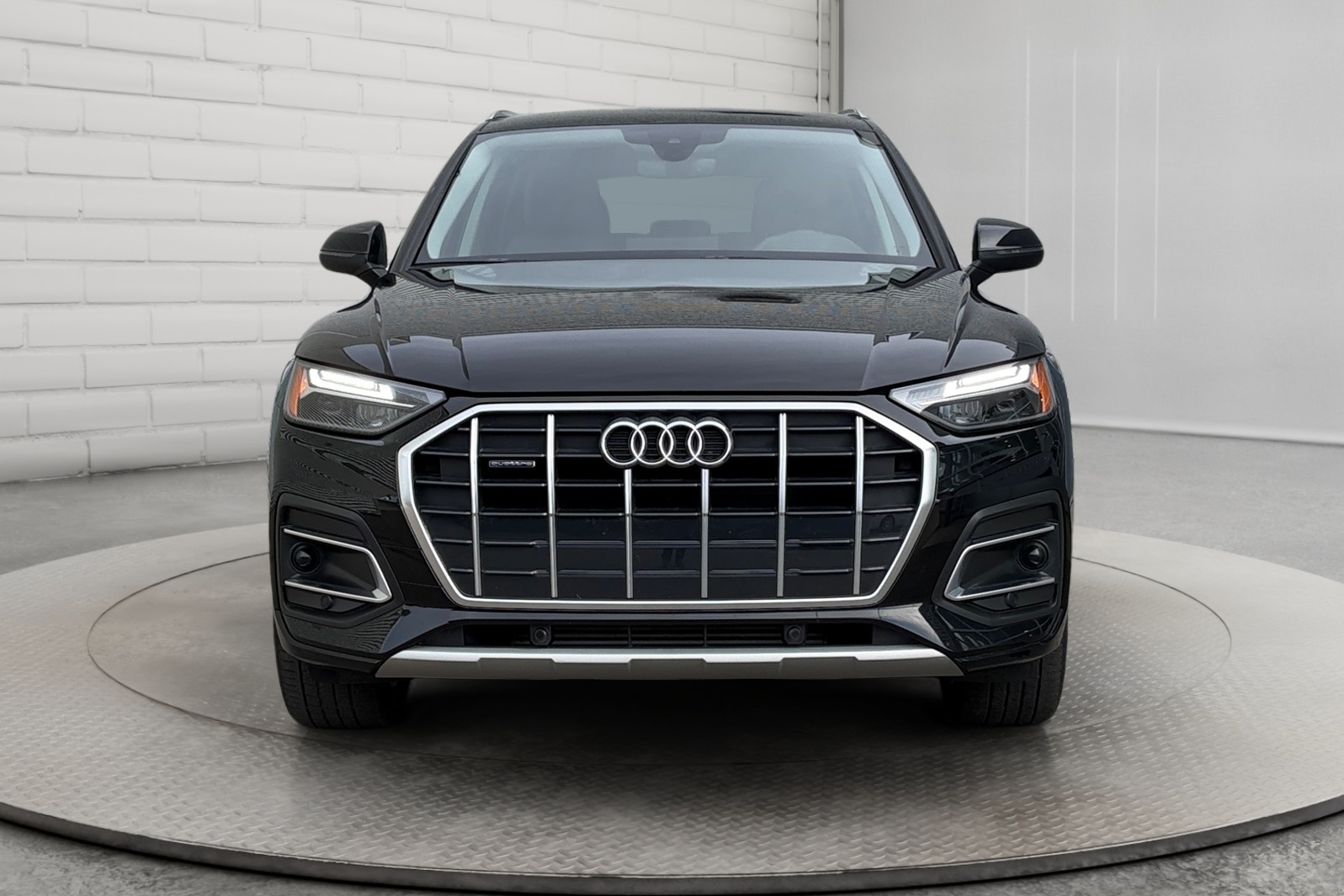 2024 Audi Q5 Sport Utility - image 008