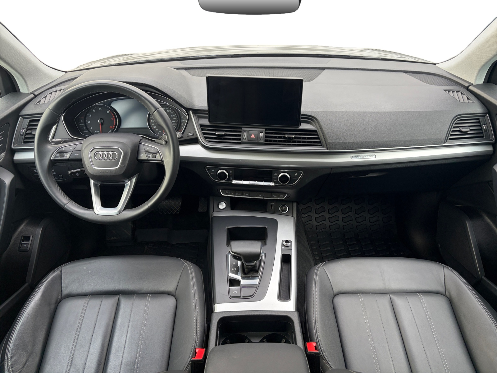 2024 Audi Q5 Sport Utility - image 012