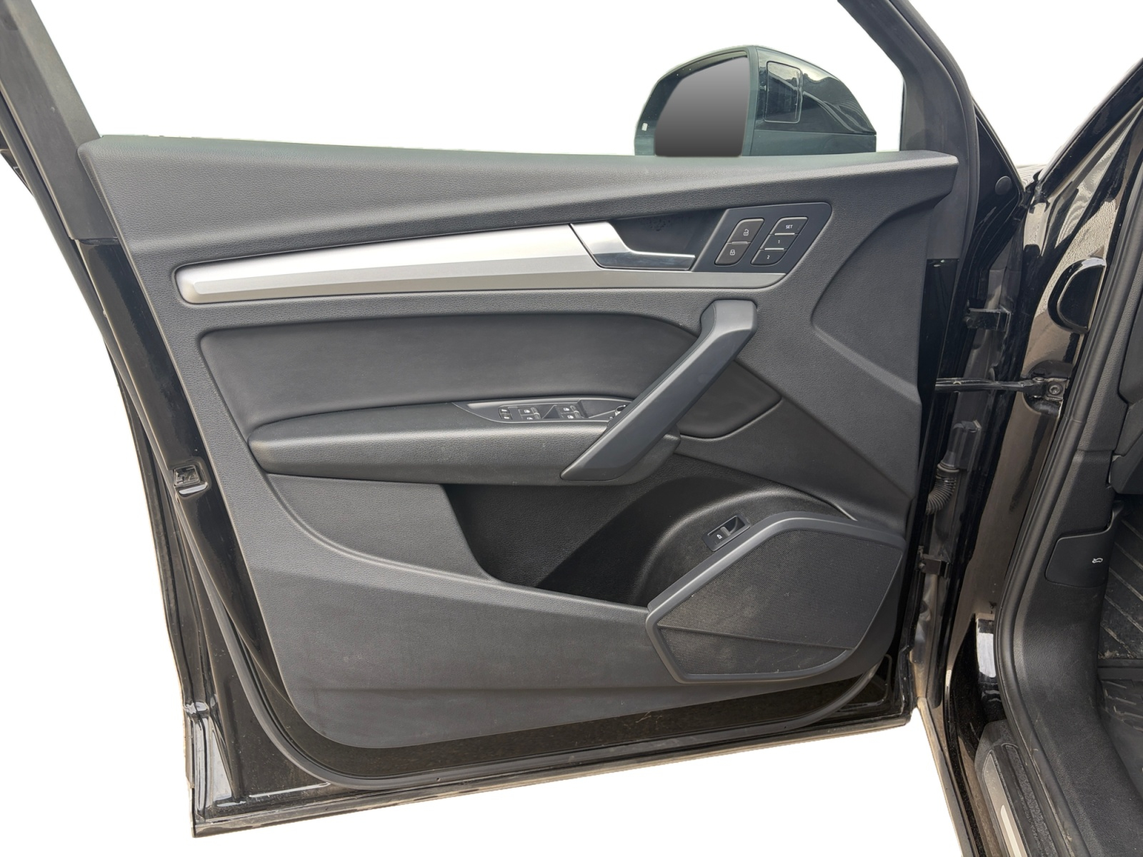 2024 Audi Q5 Sport Utility - image 032