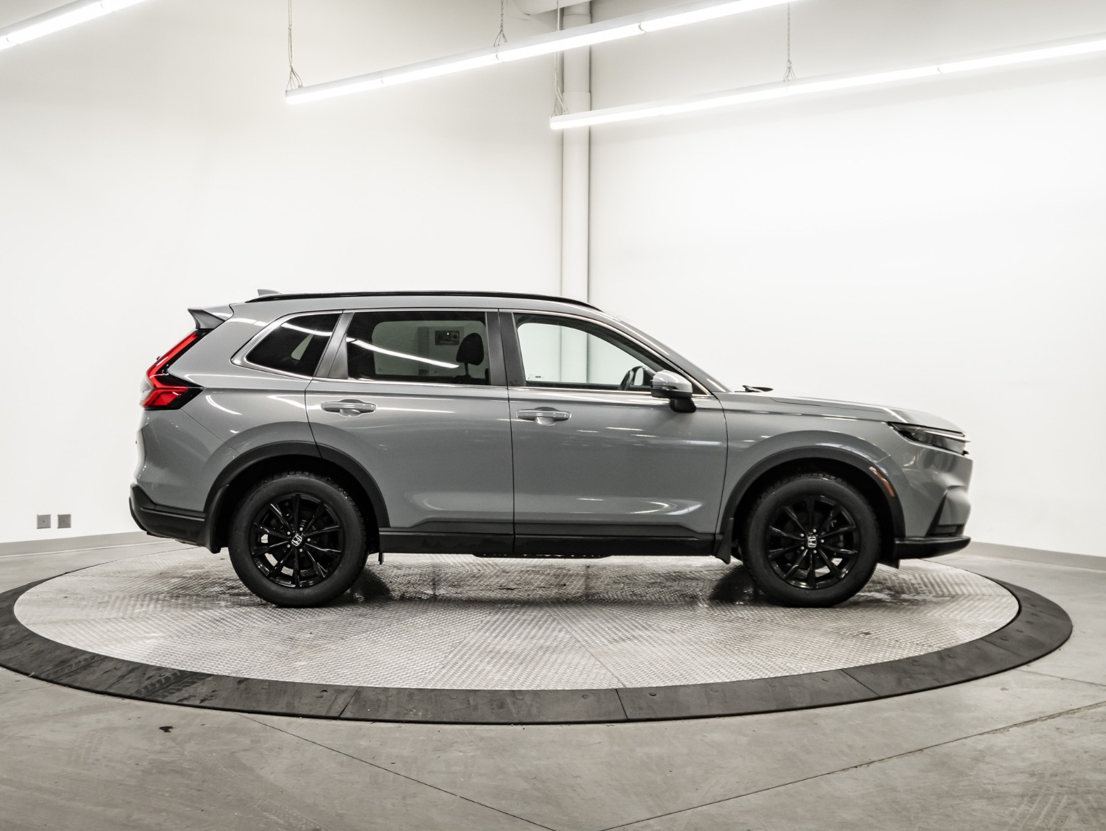 2024 Honda CR-V Sport Utility - image 008