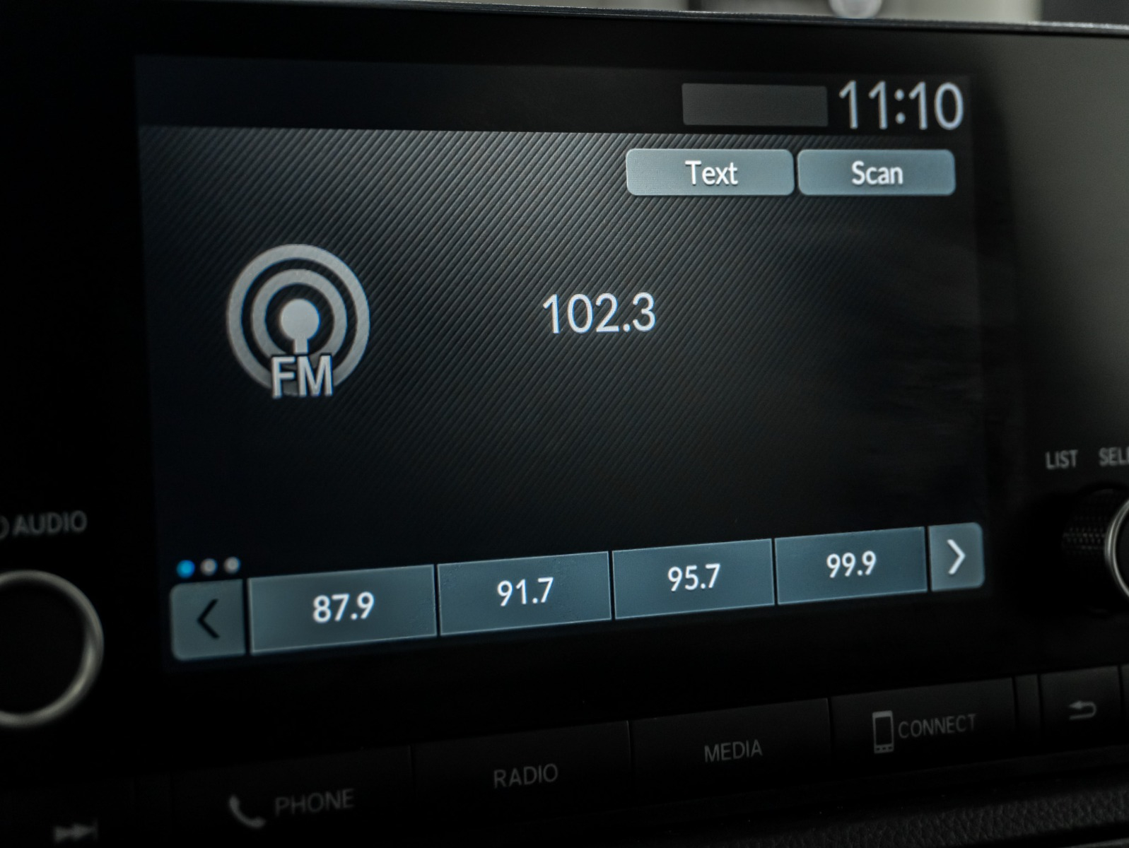 2024 Honda CR-V Sport Utility - image 023