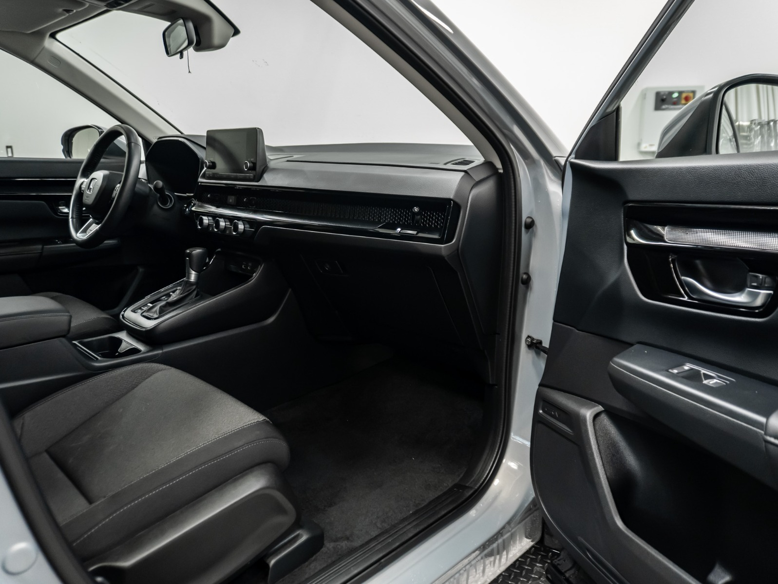 2024 Honda CR-V Sport Utility - image 029