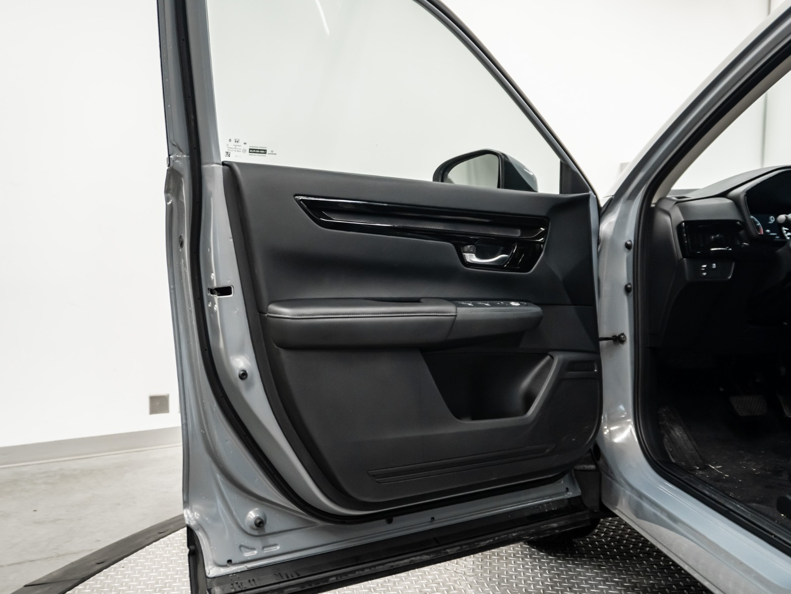 2024 Honda CR-V Sport Utility - image 030