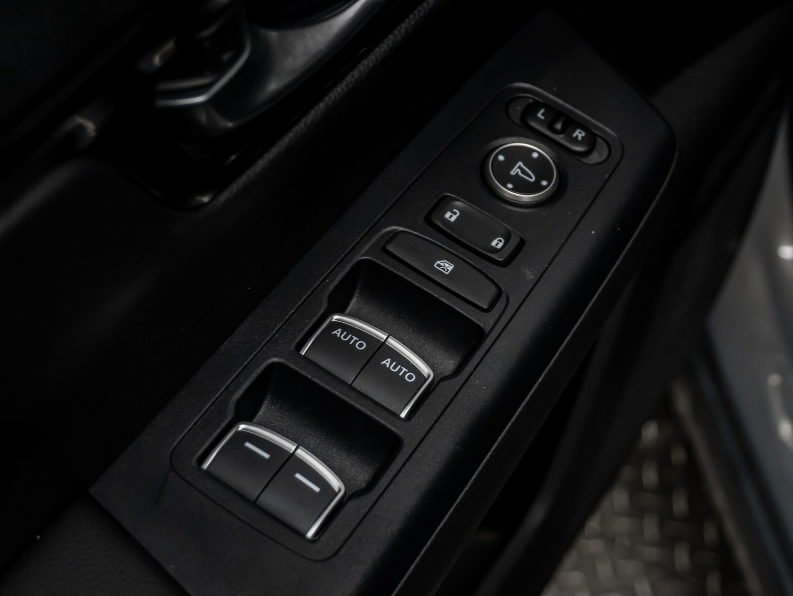 2024 Honda CR-V Sport Utility - image 031