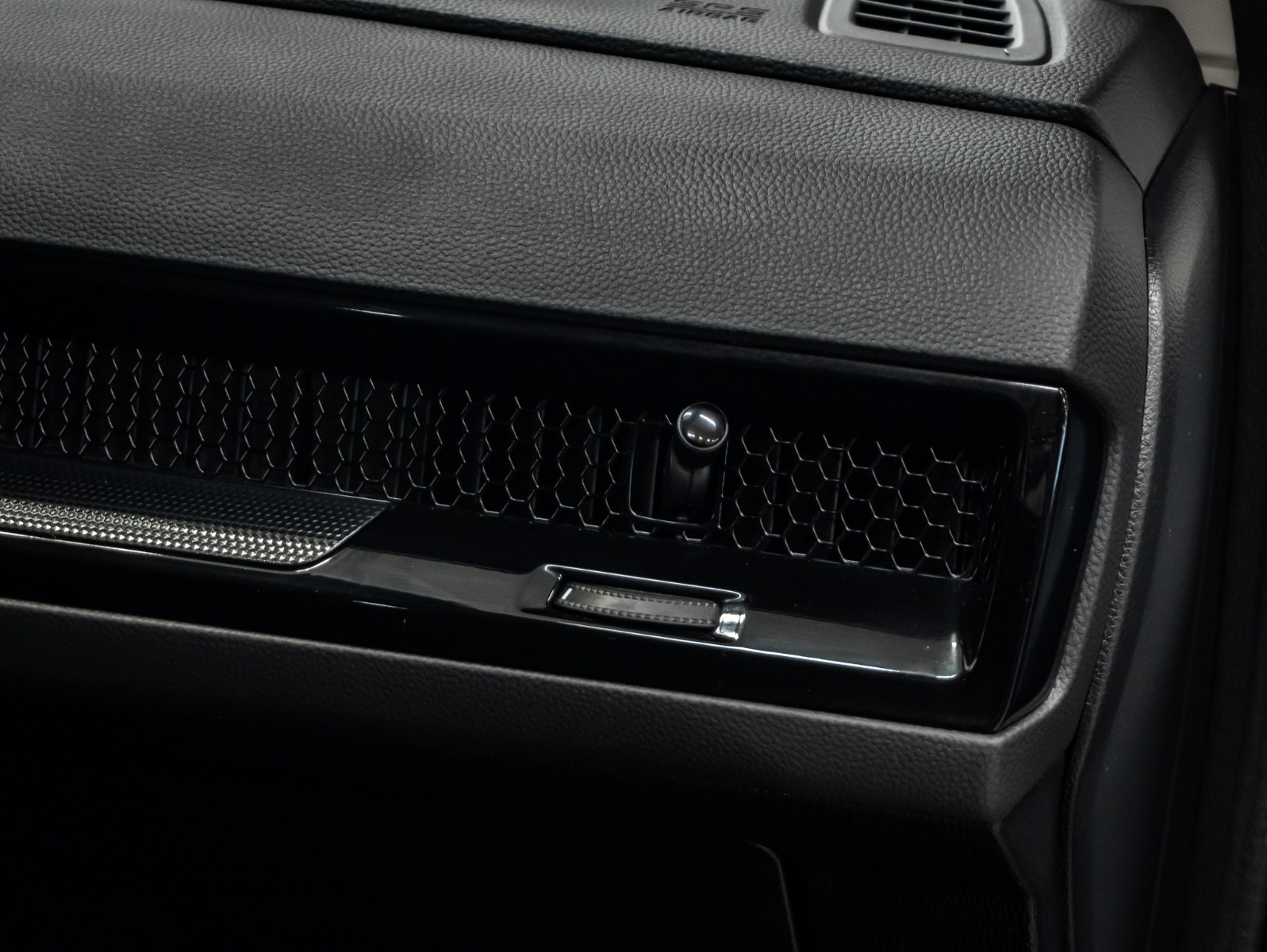 2024 Honda CR-V Sport Utility - image 036