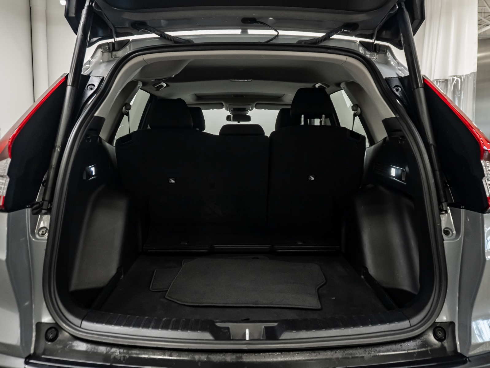 2024 Honda CR-V Sport Utility - image 039
