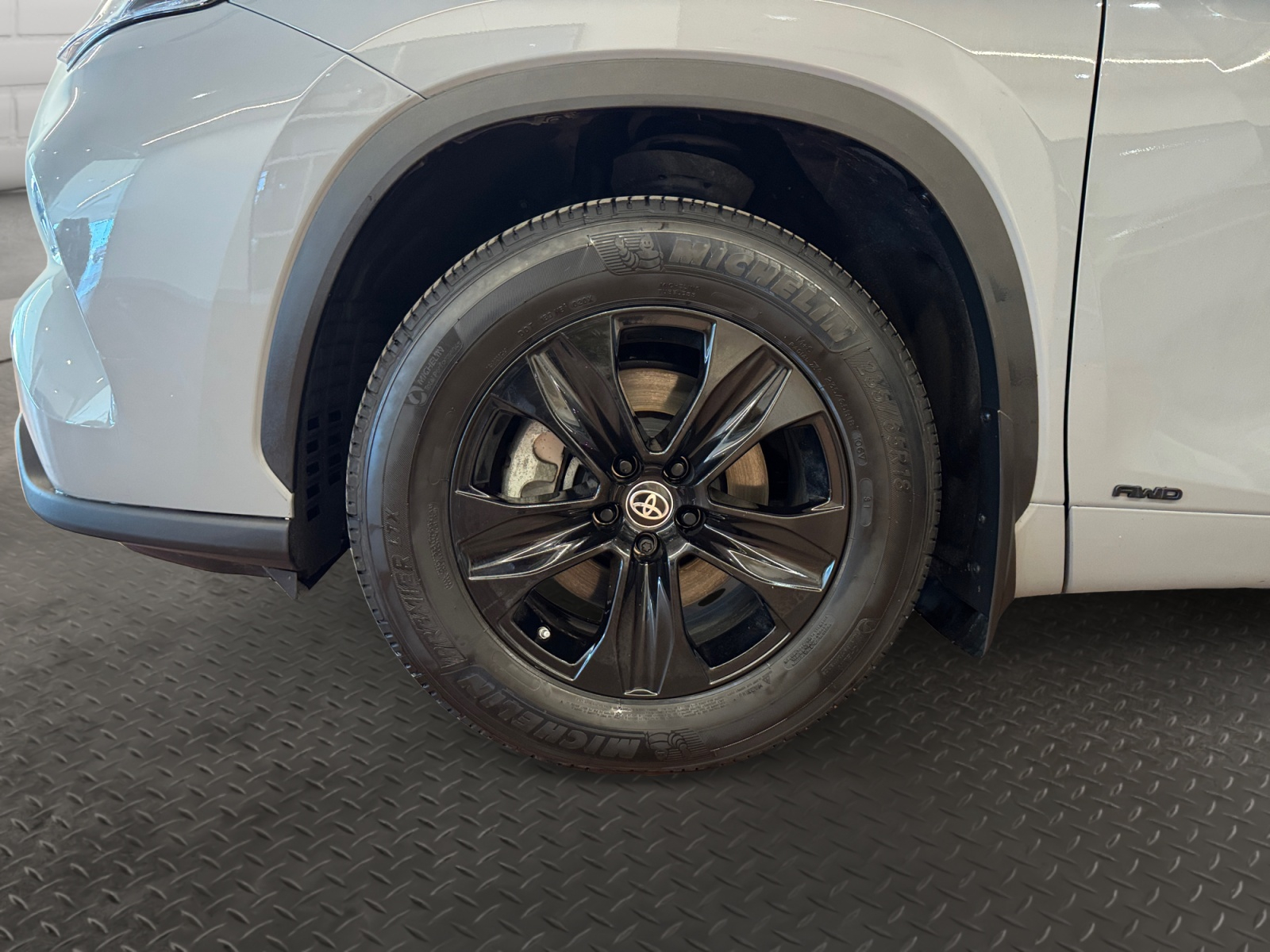 2024 Toyota Highlander Sport Utility - image 019