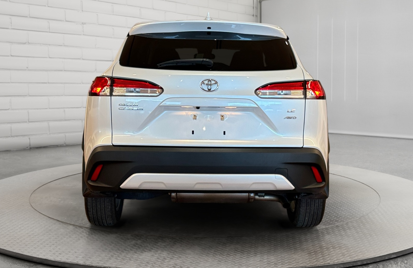 2022 Toyota Corolla Cross Sport Utility - image 004