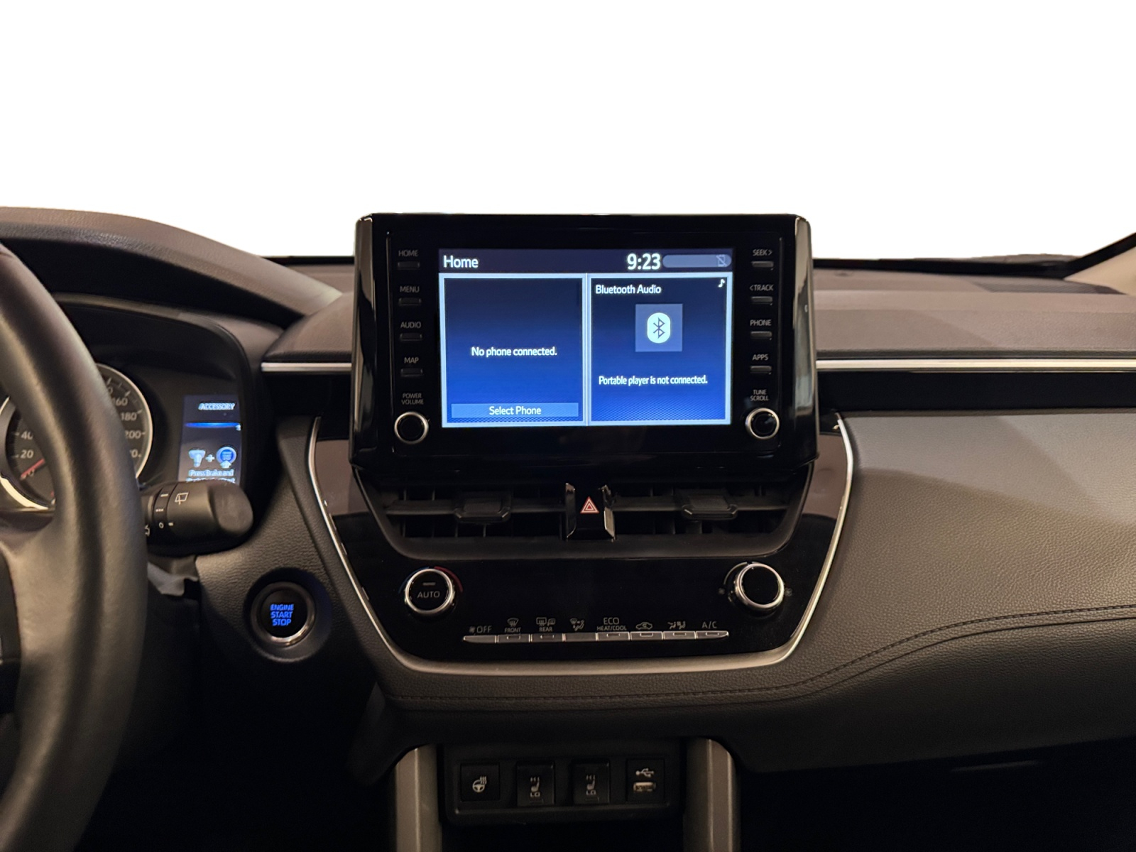 2022 Toyota Corolla Cross Sport Utility - image 023
