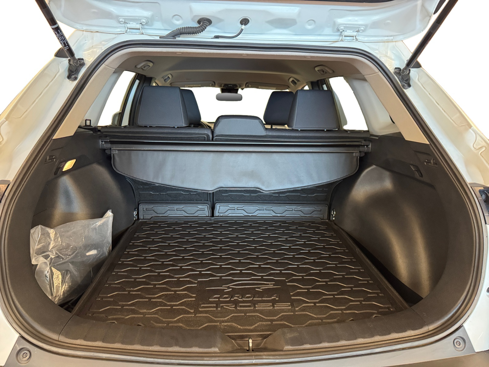 2022 Toyota Corolla Cross Sport Utility - image 027
