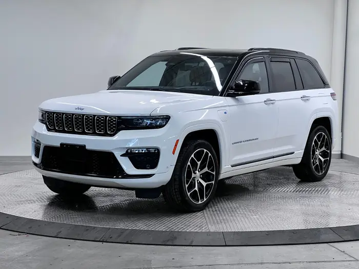 2023 Jeep Grand Cherokee 4xe Summit Reserve 4x4